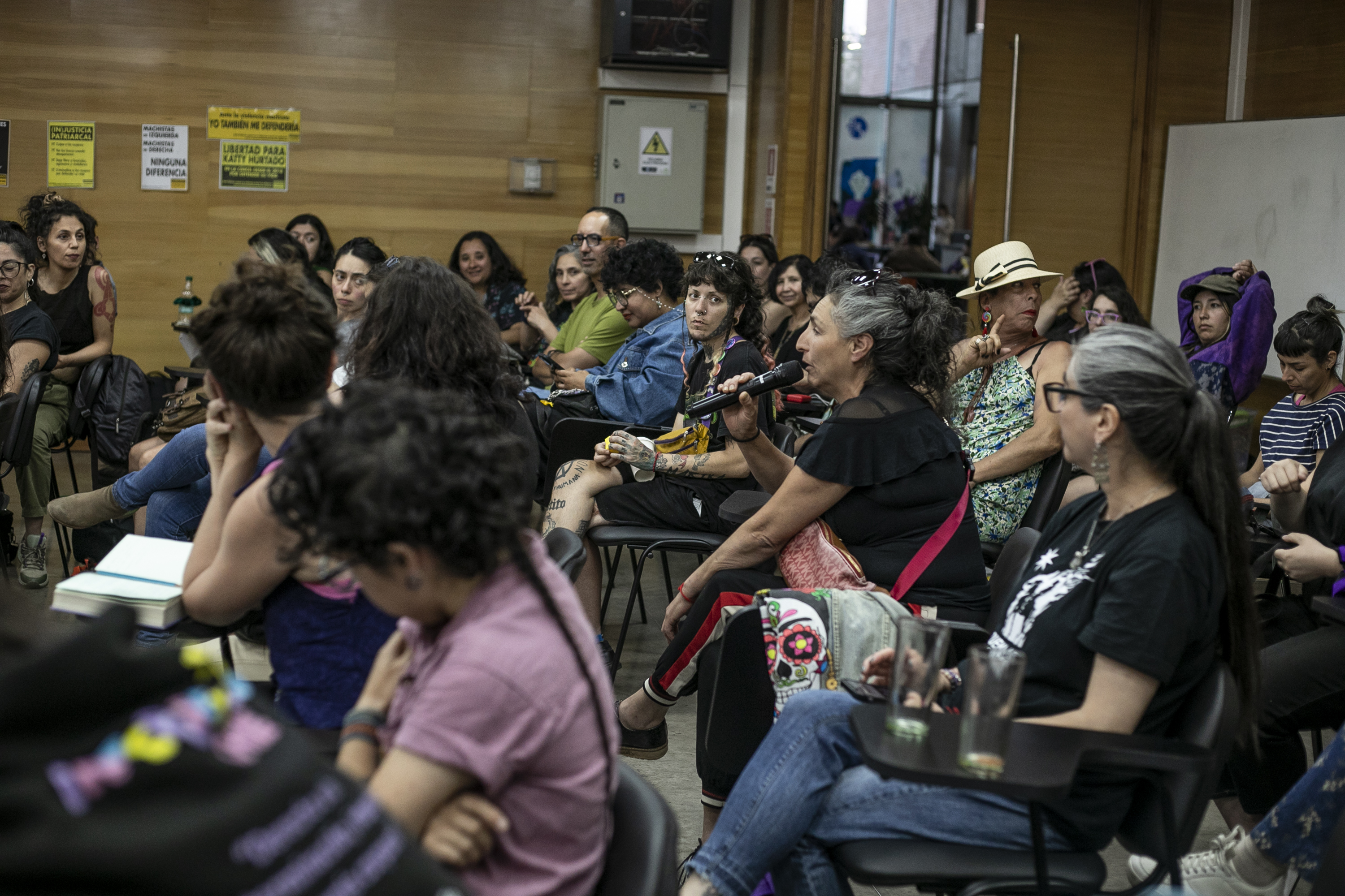 Conversatorio Por la defensa de la vida 1